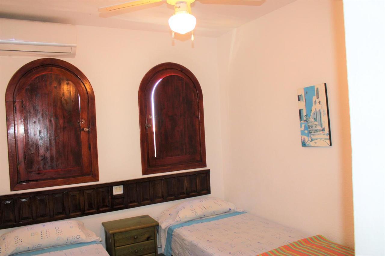 Bungalo En Primera Linea De La Playa Ел Кампело Екстериор снимка