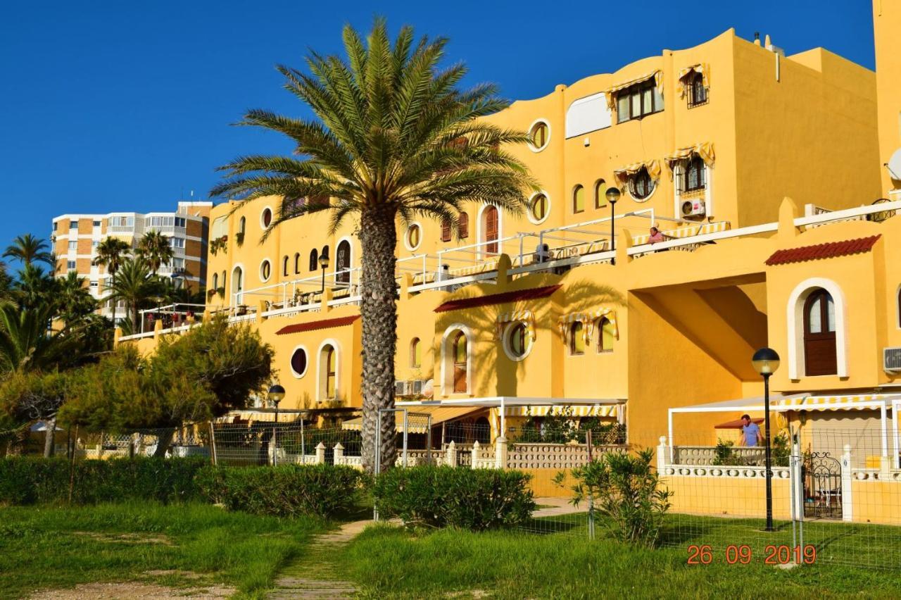 Bungalo En Primera Linea De La Playa Ел Кампело Екстериор снимка