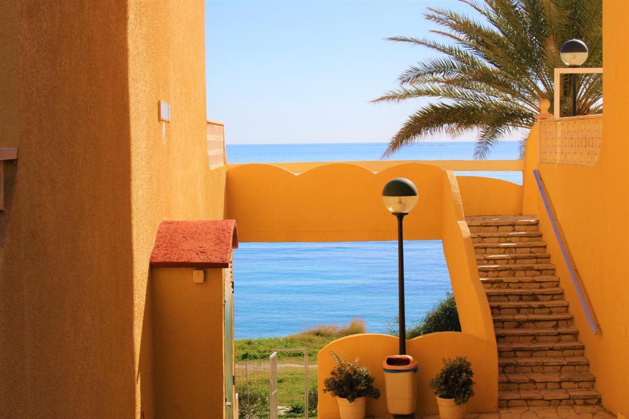Bungalo En Primera Linea De La Playa Ел Кампело Екстериор снимка