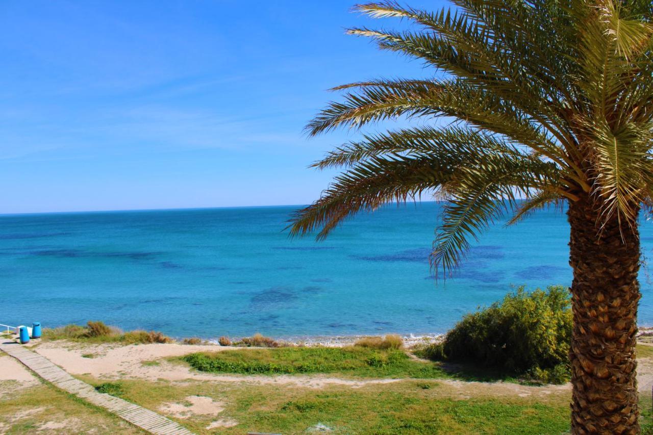 Bungalo En Primera Linea De La Playa Ел Кампело Екстериор снимка