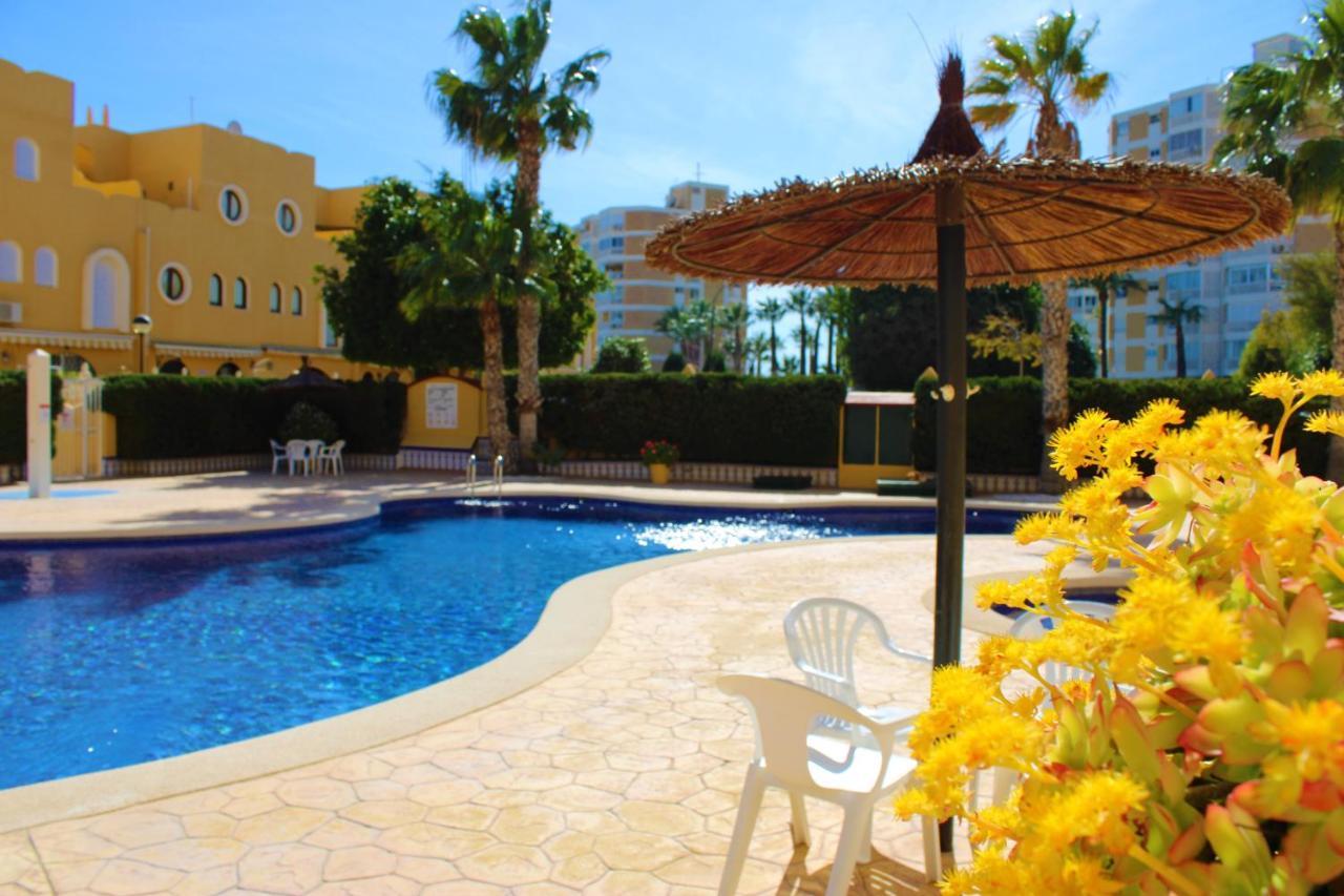 Bungalo En Primera Linea De La Playa Ел Кампело Екстериор снимка