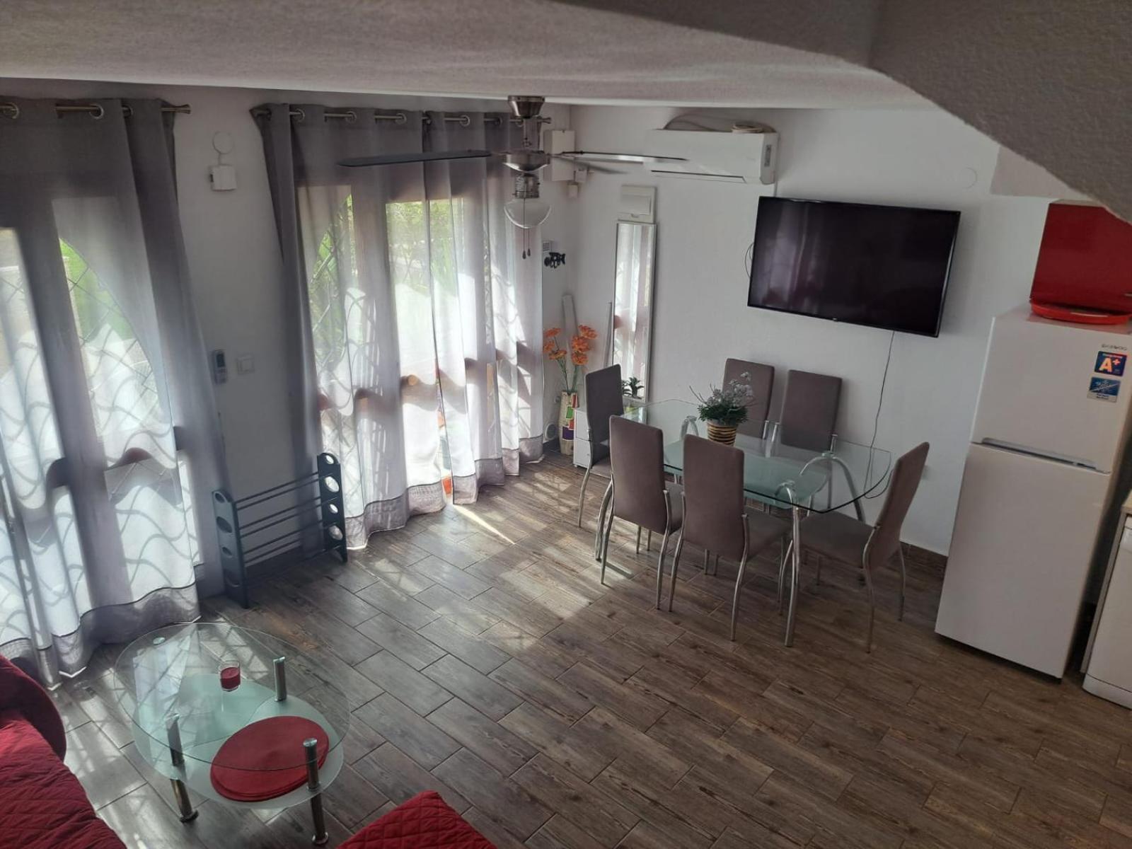 Bungalo En Primera Linea De La Playa Ел Кампело Екстериор снимка